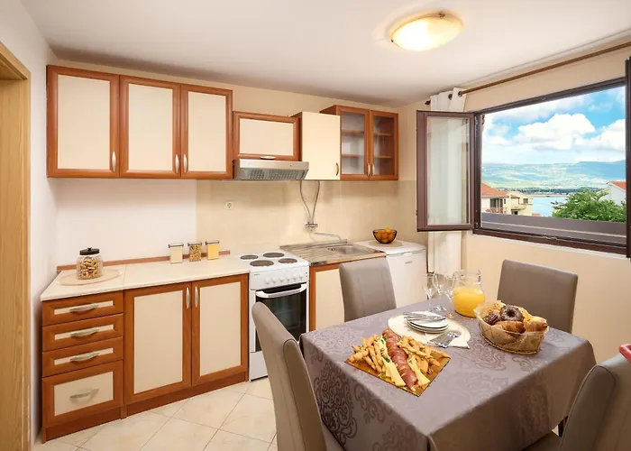 Вілла Alisa Трогір